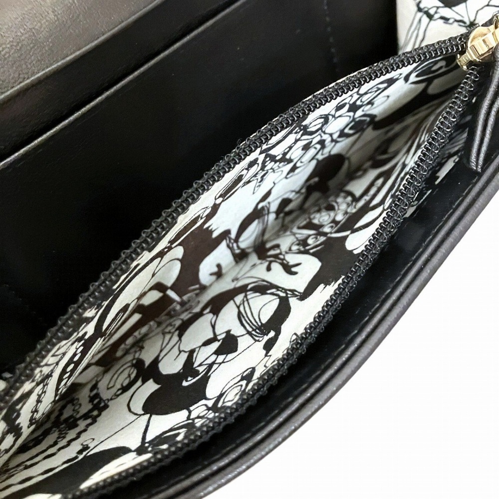 CHANEL Black Lambskin Leather Wallet - Picture 7 of 9